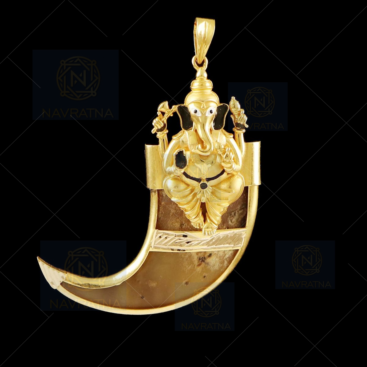 PS7382 One Gram Gold Plated Traditional Double Side Tiger Nail Pendant Set  Online | JewelSmart.in
